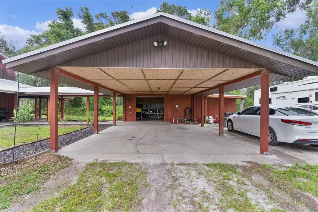 8284 County Road 209 Wildwood FL 34785