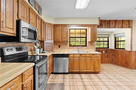 8284 County Road 209 Wildwood FL 34785