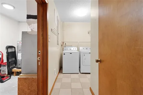 8284 County Road 209 Wildwood FL 34785