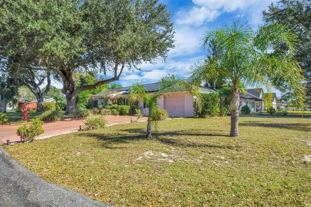 105 Owen Circle S Auburndale FL 33823