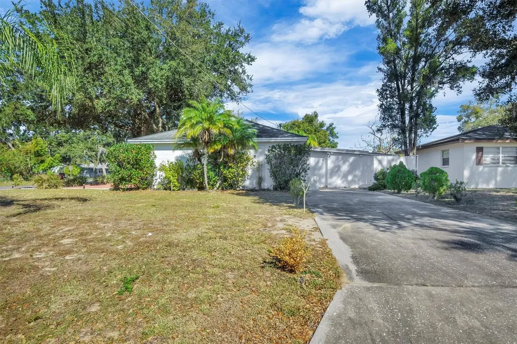 105 Owen Circle S Auburndale FL 33823