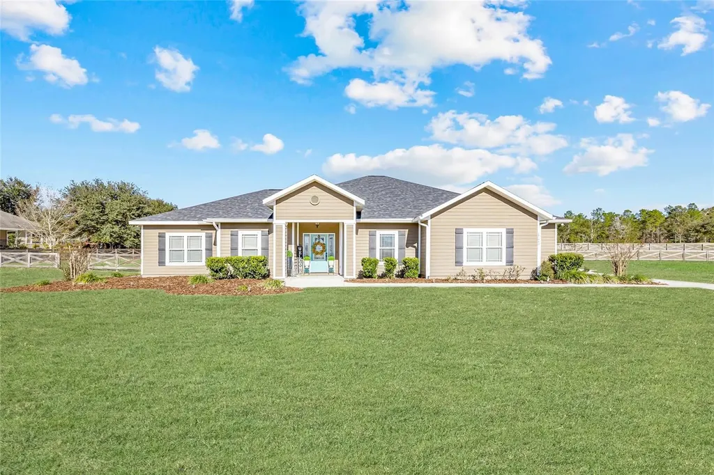 17640 NW 253rd Drive High Springs FL 32643