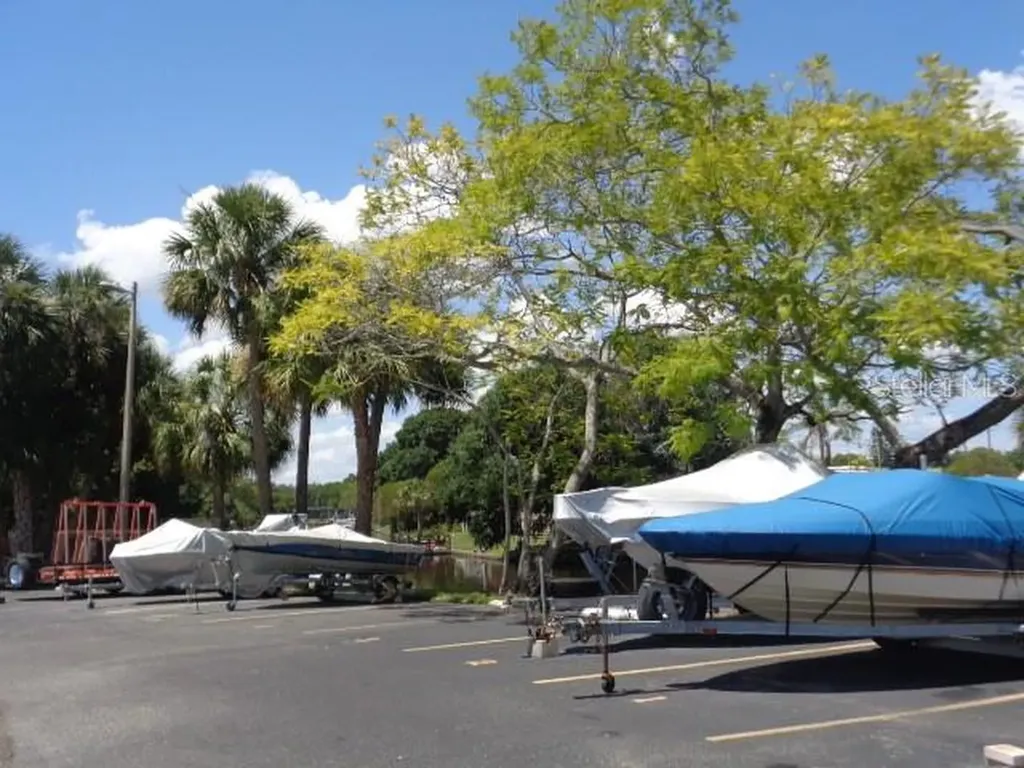 9105 Tudor Drive Tampa FL 33615