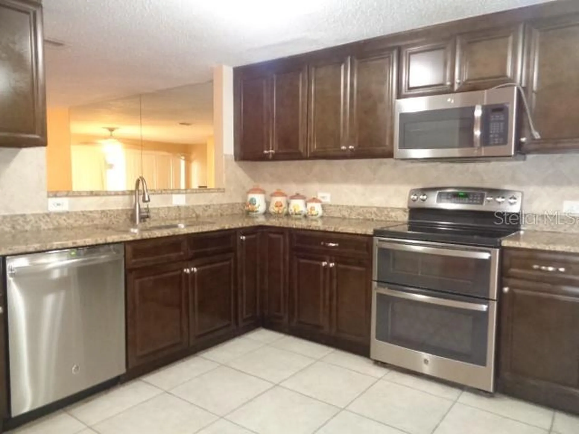 9105 Tudor Drive Tampa FL 33615