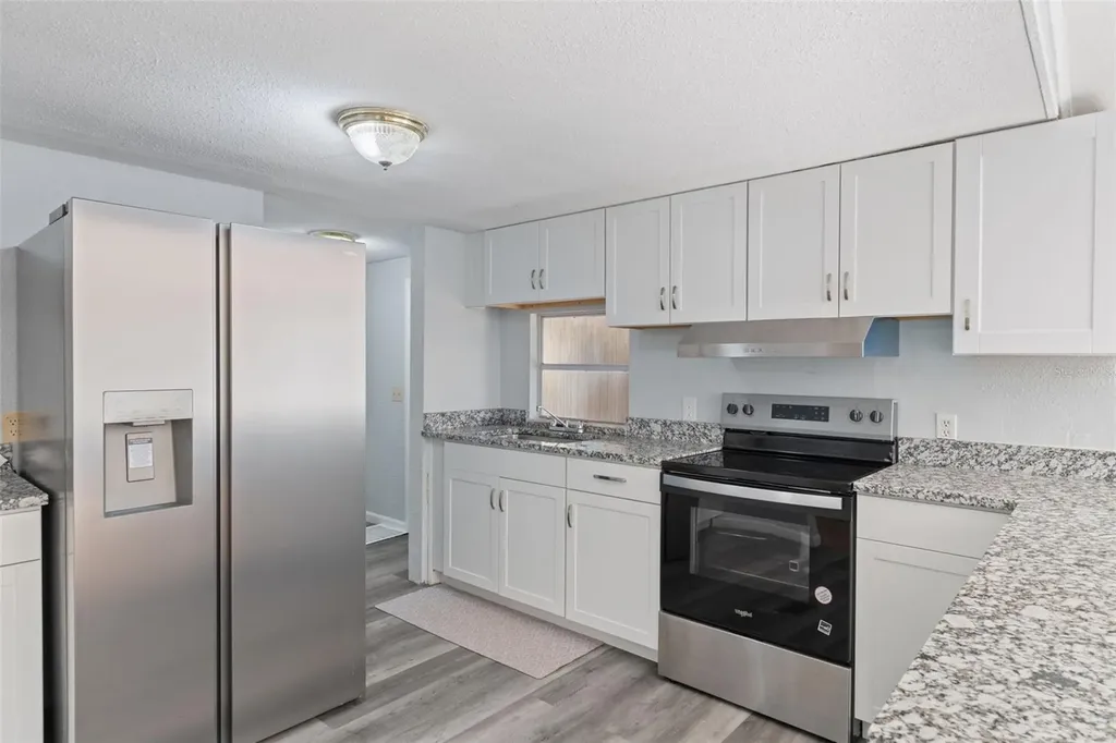 1696 E Naperville Lane Hernando FL 34442