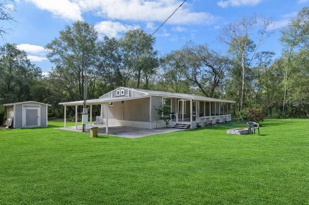 1696 E Naperville Lane Hernando FL 34442