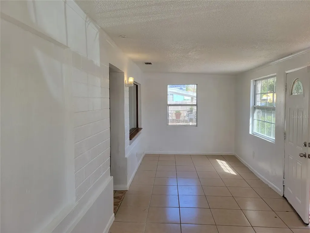 1421 Prescott Street S St Petersburg FL 33712