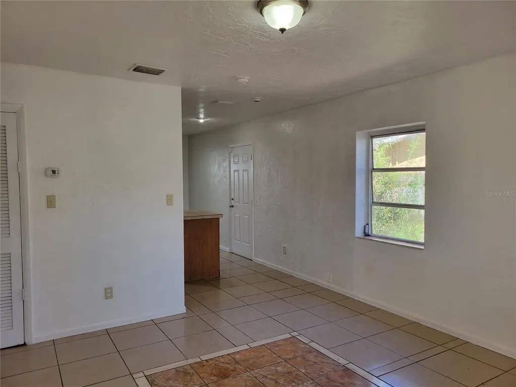 1421 Prescott Street S St Petersburg FL 33712