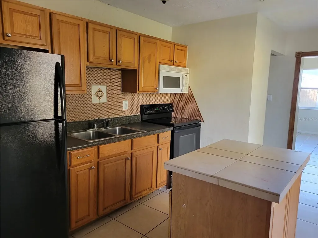 1421 Prescott Street S St Petersburg FL 33712