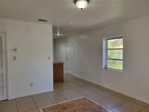 1421 Prescott Street S St Petersburg FL 33712