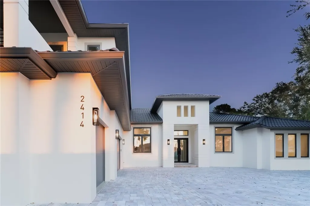 2414 Bayshore Road Nokomis FL 34275
