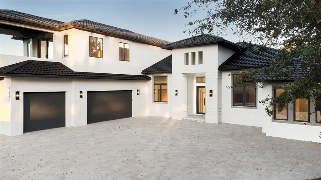 2414 Bayshore Road Nokomis FL 34275