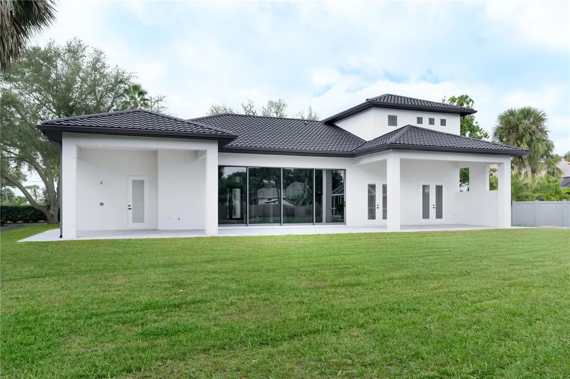 2414 Bayshore Road Nokomis FL 34275