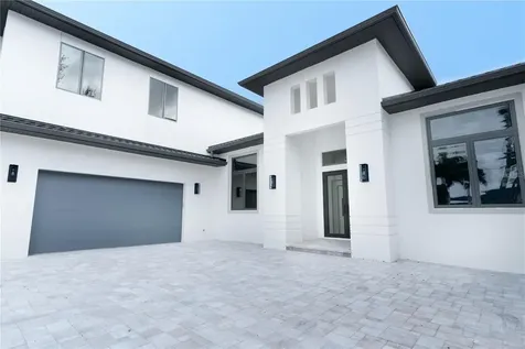 2414 Bayshore Road Nokomis FL 34275