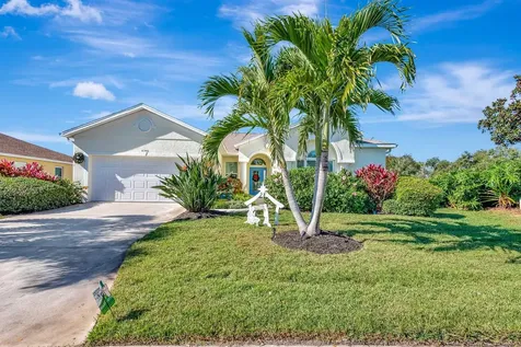 6200 Weymouth Drive Sarasota FL 34238