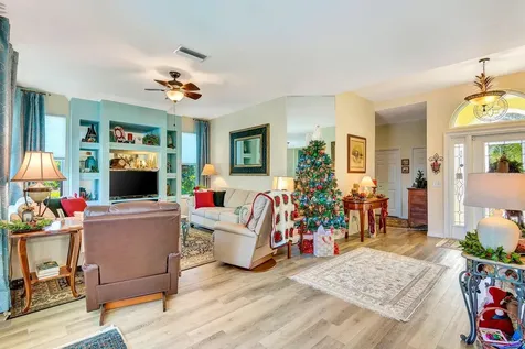 6200 Weymouth Drive Sarasota FL 34238