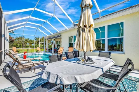 6200 Weymouth Drive Sarasota FL 34238