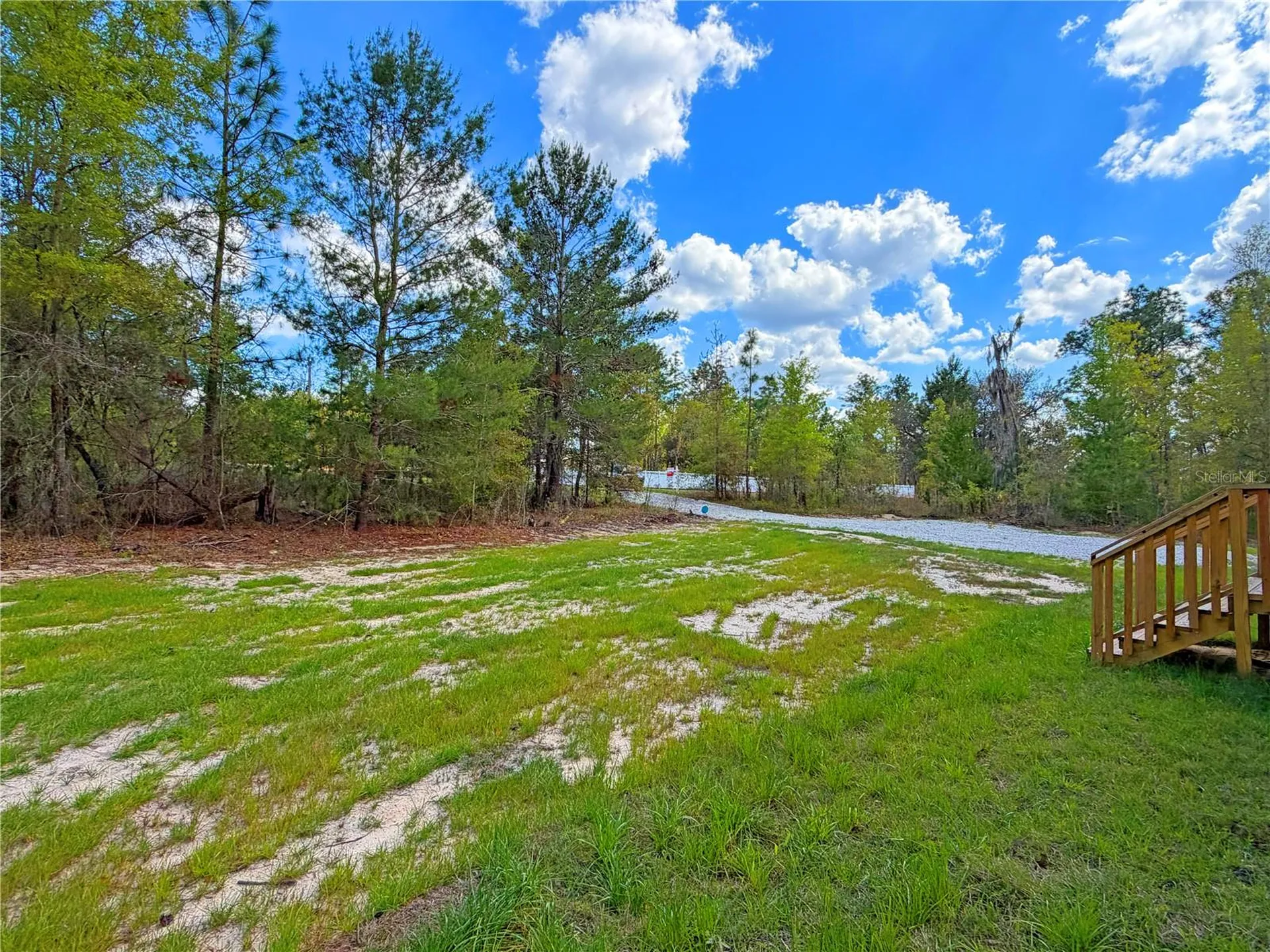 194 Whirlwind Loop Hawthorne FL 32640