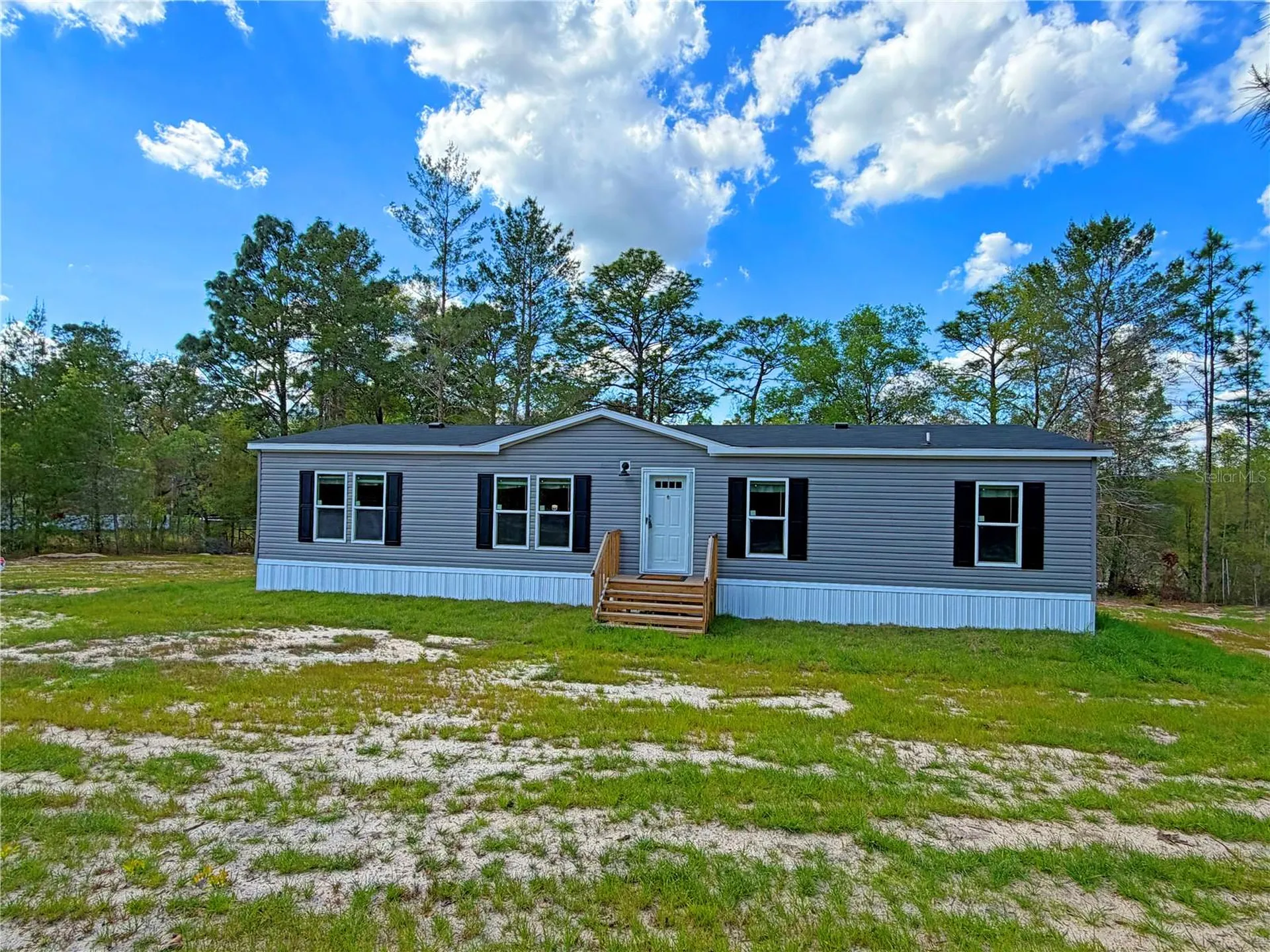 194 Whirlwind Loop Hawthorne FL 32640
