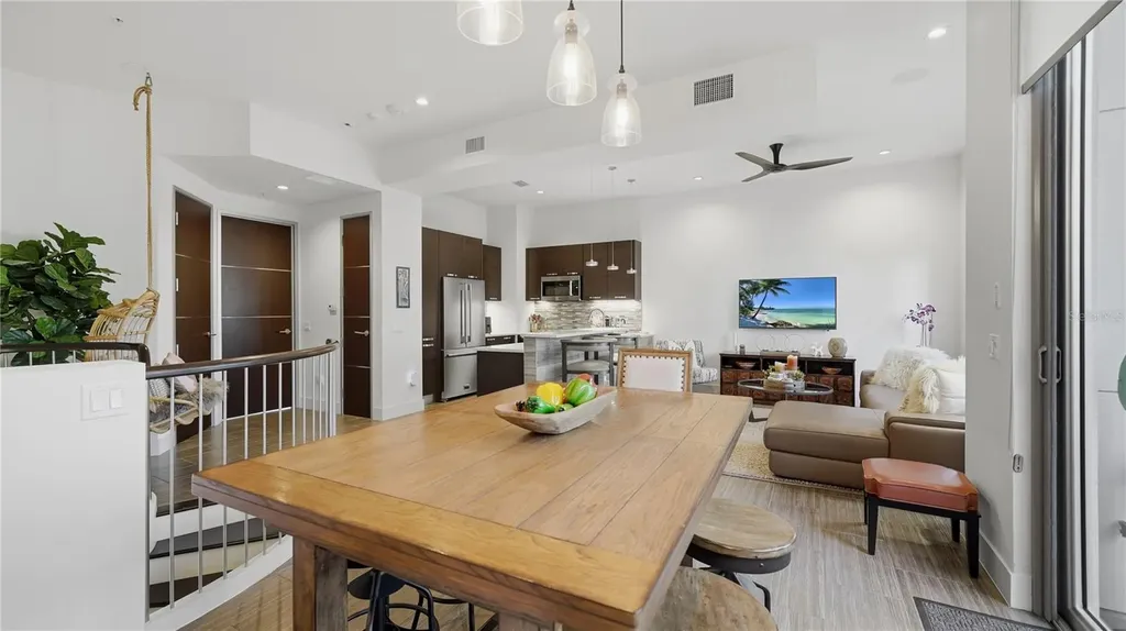 209 Cosmopolitan Court Sarasota FL 34236