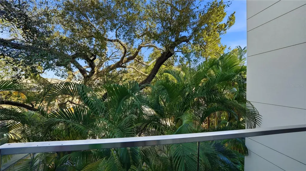 209 Cosmopolitan Court Sarasota FL 34236