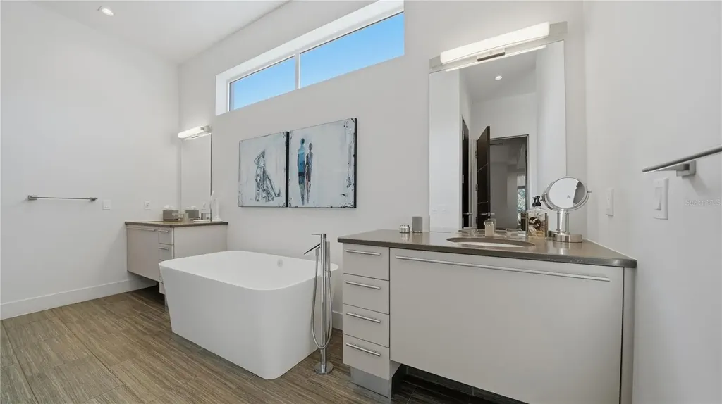 209 Cosmopolitan Court Sarasota FL 34236