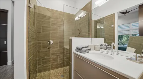 209 Cosmopolitan Court Sarasota FL 34236