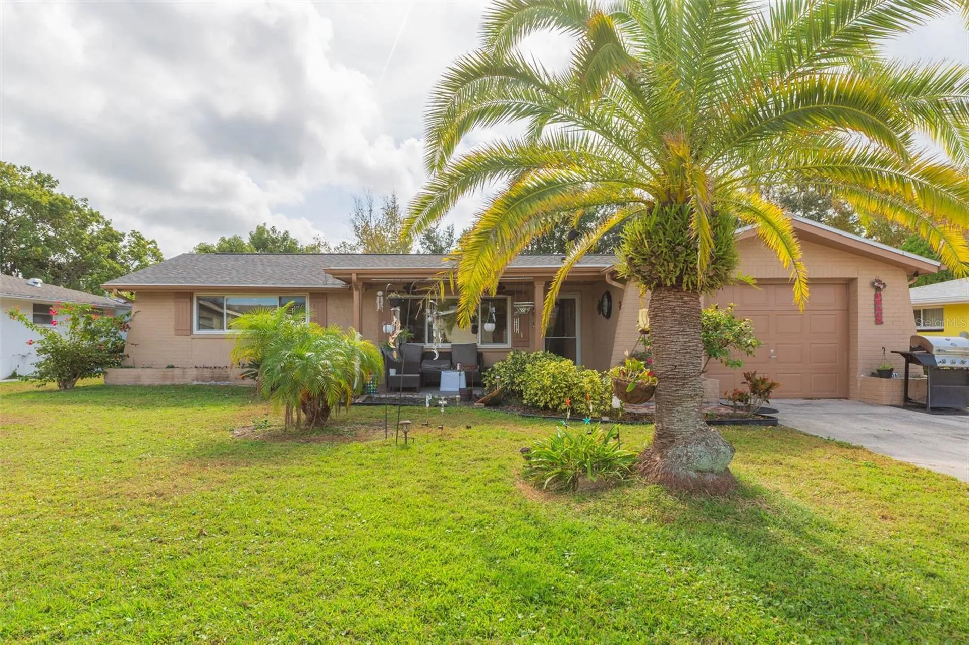 7906 Cherrytree Lane New Port Richey FL 34653