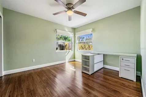 2025 Plaza Dolores Clearwater FL 33755