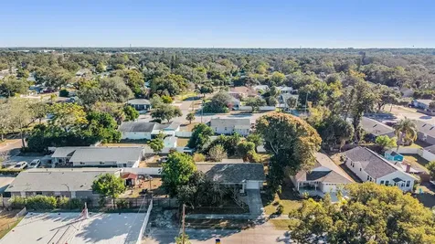 2025 Plaza Dolores Clearwater FL 33755
