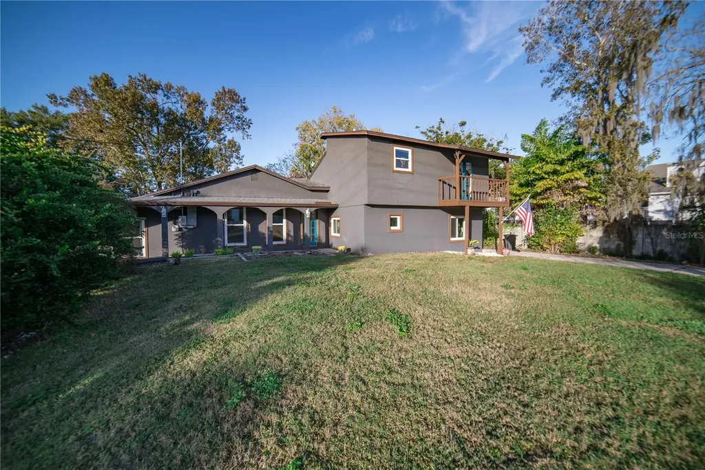 2330 Narcissus Avenue Sanford FL 32771