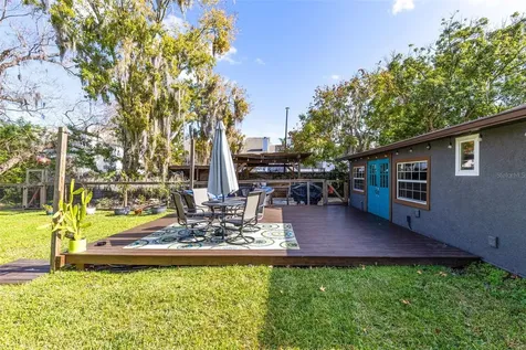 2330 Narcissus Avenue Sanford FL 32771