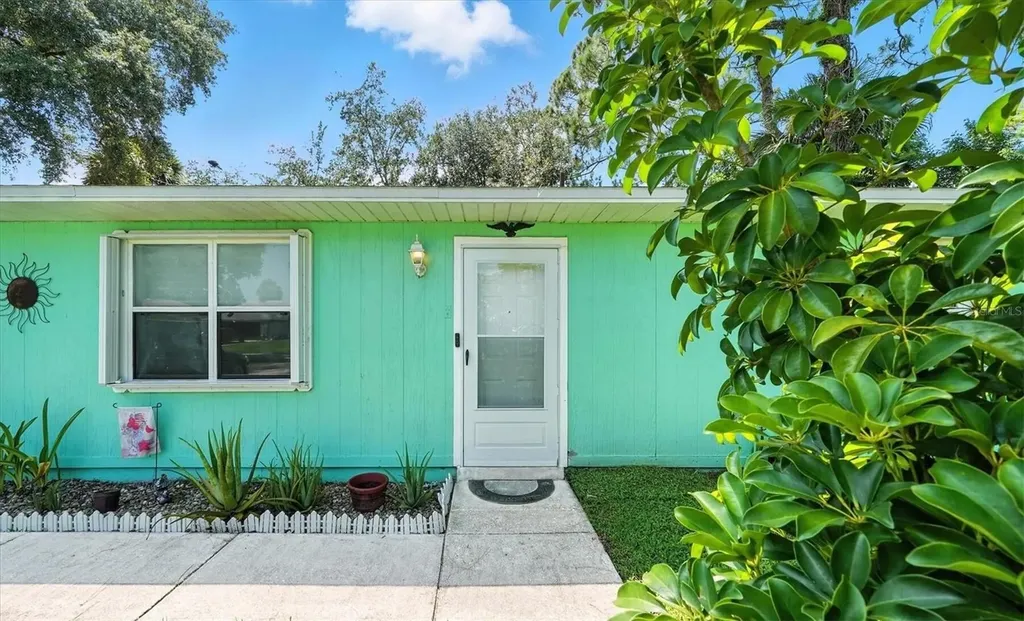 1234 Karlovy Avenue NW Palm Bay FL 32907