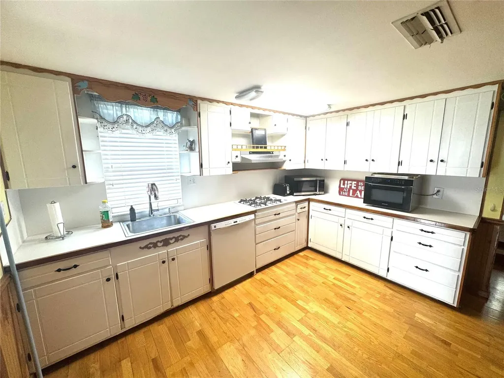 14551 NE 210th Court Road Fort Mc Coy FL 32134
