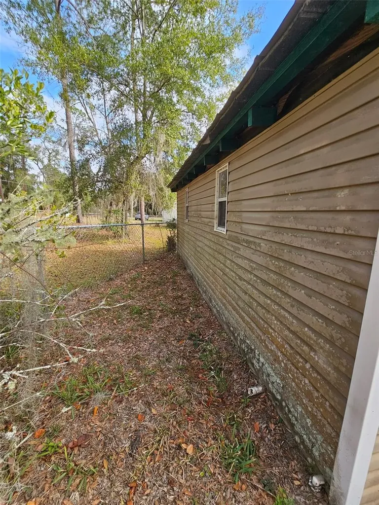 14551 NE 210th Court Road Fort Mc Coy FL 32134