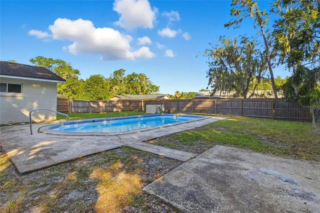 3024 Blown Feather Lane Mulberry FL 33860