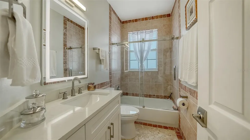 1864 Goldenrod Street Sarasota FL 34239