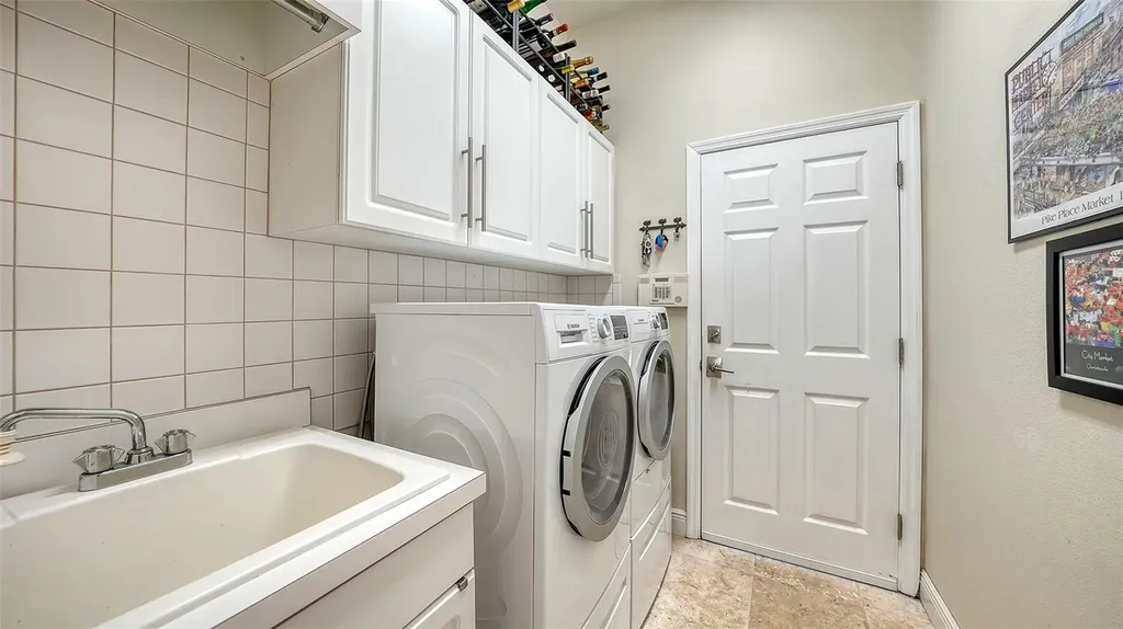 1864 Goldenrod Street Sarasota FL 34239