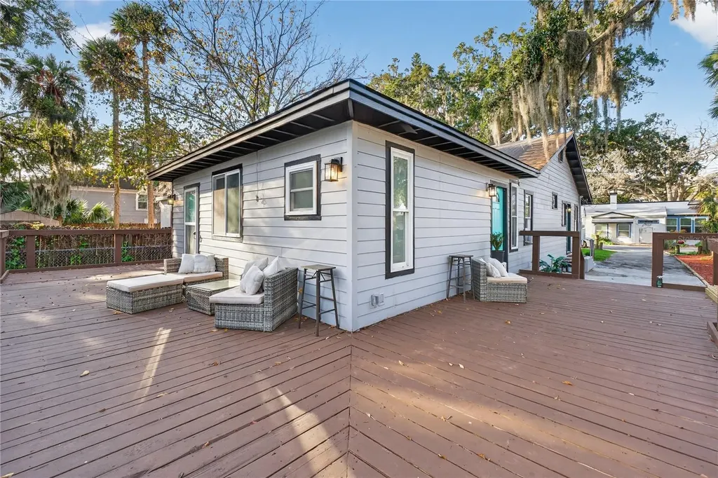 115 Palm Place Daytona Beach FL 32114