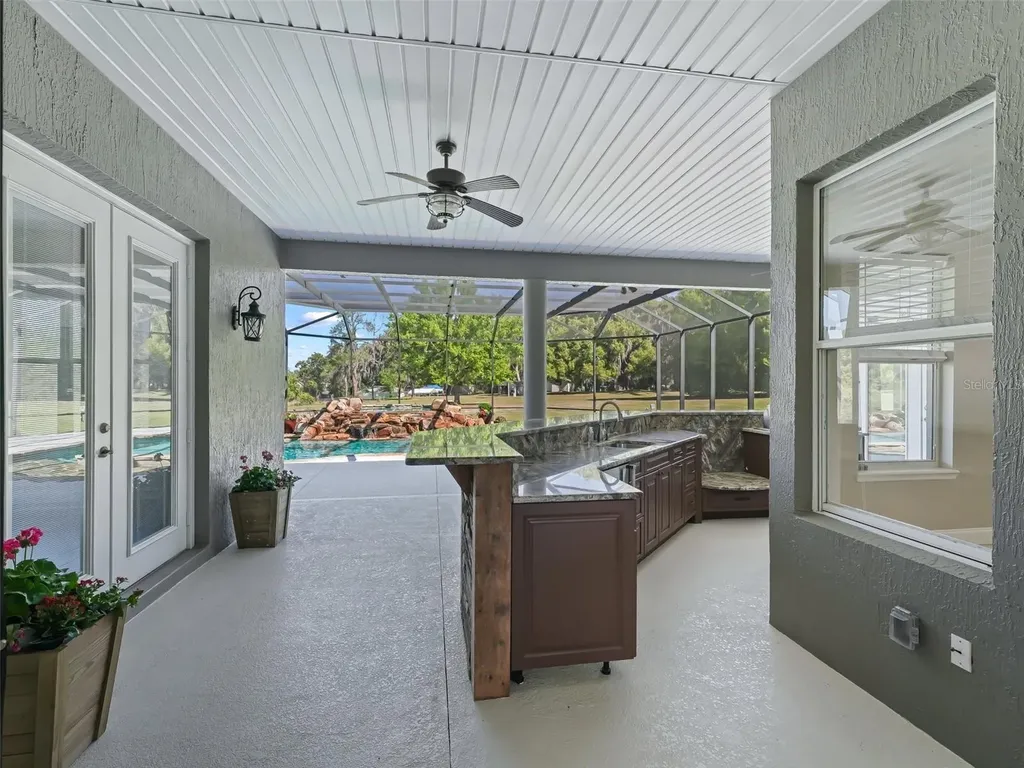 13945 SE 156th Lane Weirsdale FL 32195