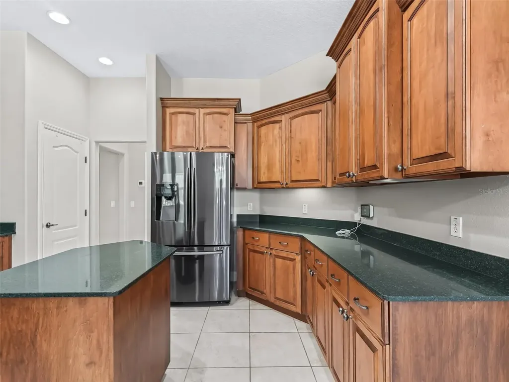 13945 SE 156th Lane Weirsdale FL 32195