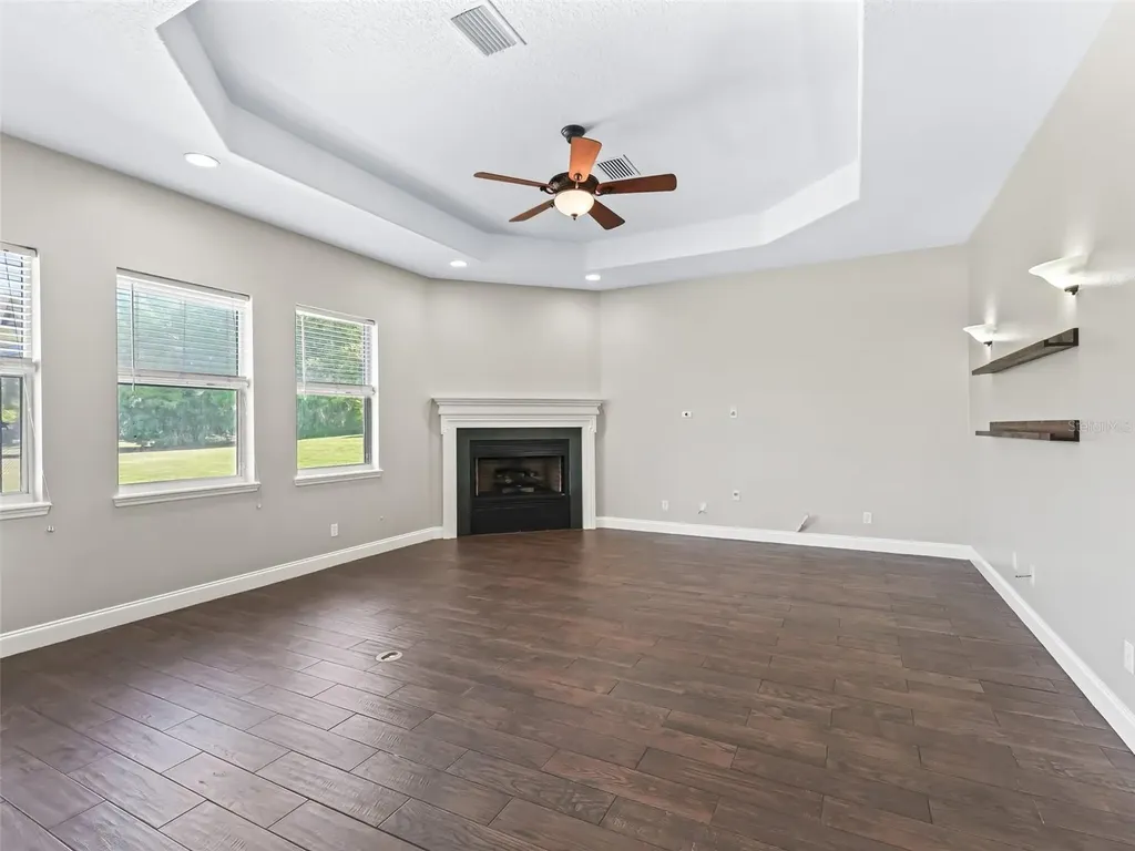 13945 SE 156th Lane Weirsdale FL 32195