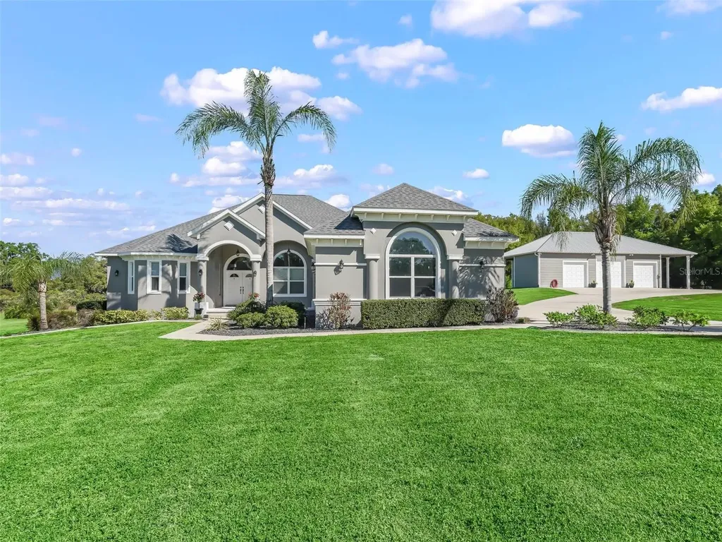 13945 SE 156th Lane Weirsdale FL 32195