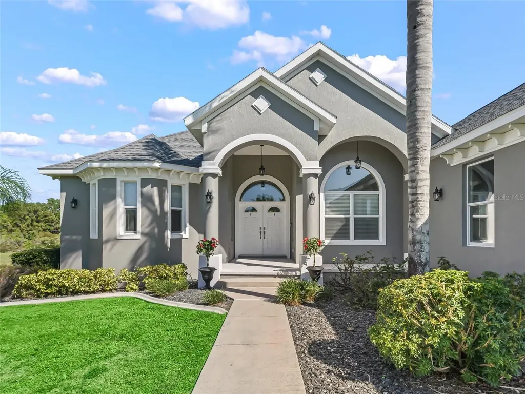 13945 SE 156th Lane Weirsdale FL 32195