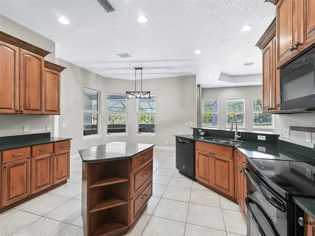 13945 SE 156th Lane Weirsdale FL 32195