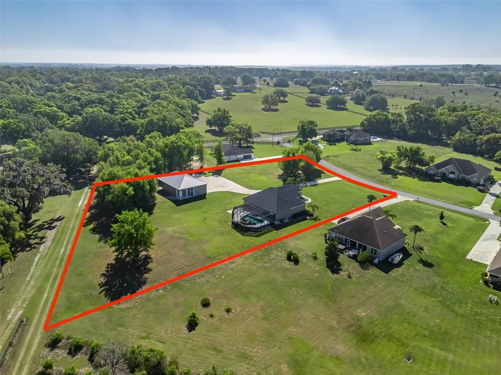 13945 SE 156th Lane Weirsdale FL 32195