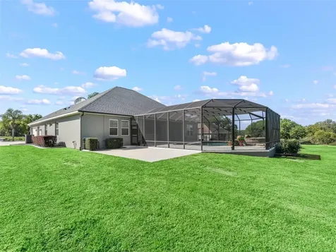 13945 SE 156th Lane Weirsdale FL 32195