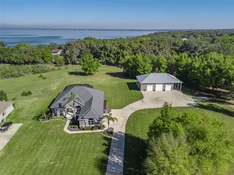 13945 SE 156th Lane Weirsdale FL 32195