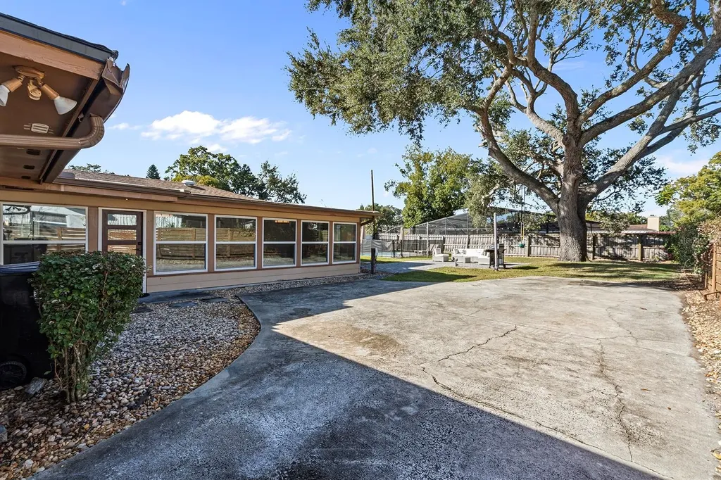 3610 Gatewood Drive Orlando FL 32812