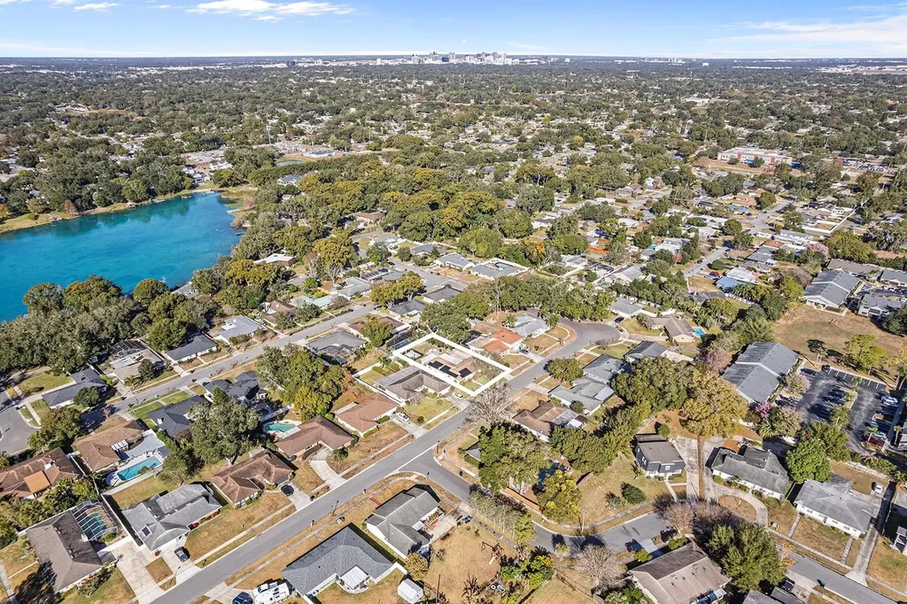3610 Gatewood Drive Orlando FL 32812